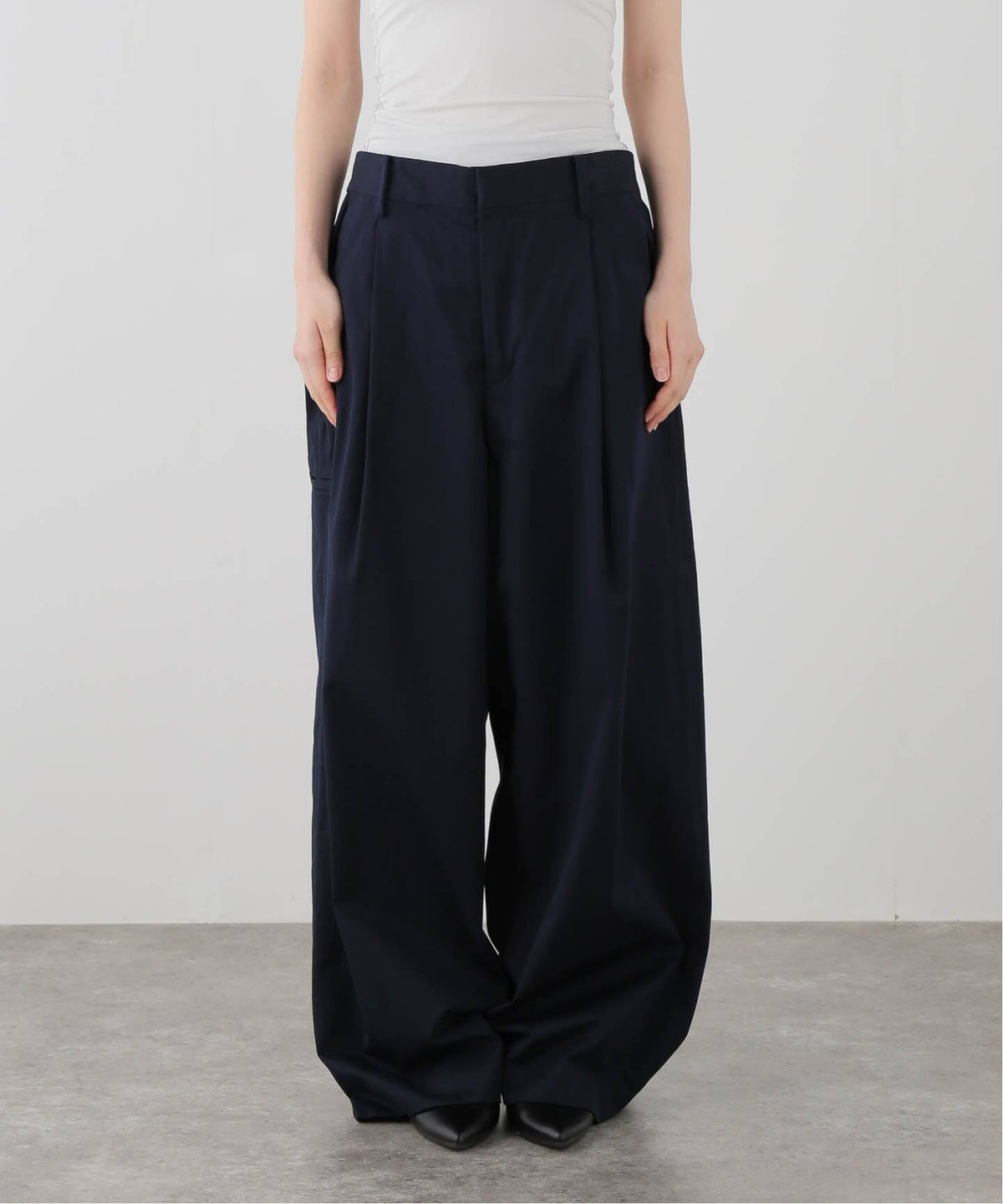 Gabardine Pants / ワイドタックトラウザー